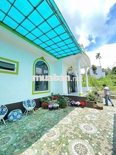 NHÀ BIỆT THỰ HÀ GIANG - PHƯỜNG 1 -  BẢO LỘC - DT 194M2 FULL THỔ CƯ