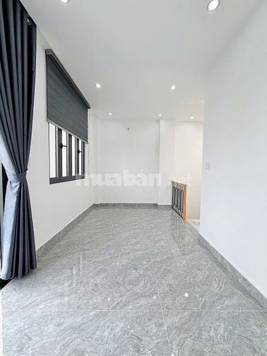 ⭐️Nhà 3 Lầu DT:5,5x11m, tuyệt đẹp Cao cấp hẻm Bùi Quang Là, P12.