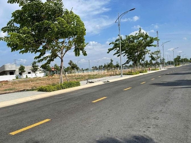 ĐẤT MẶT TIỀN FULL THỔ LIỀN KỀ SÂN BAY LONG THÀNH GIÁ CHỈ HƠN 10TR/M2