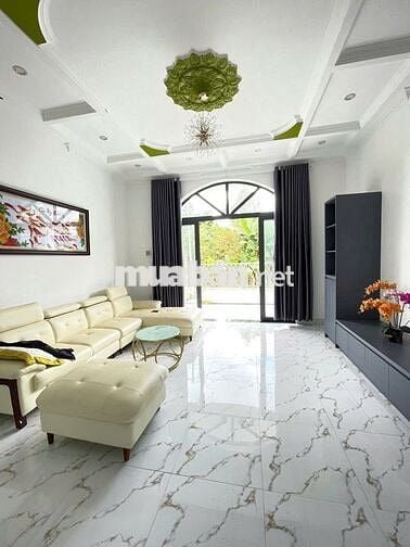 NHÀ BIỆT THỰ HÀ GIANG - PHƯỜNG 1 -  BẢO LỘC - DT 194M2 FULL THỔ CƯ