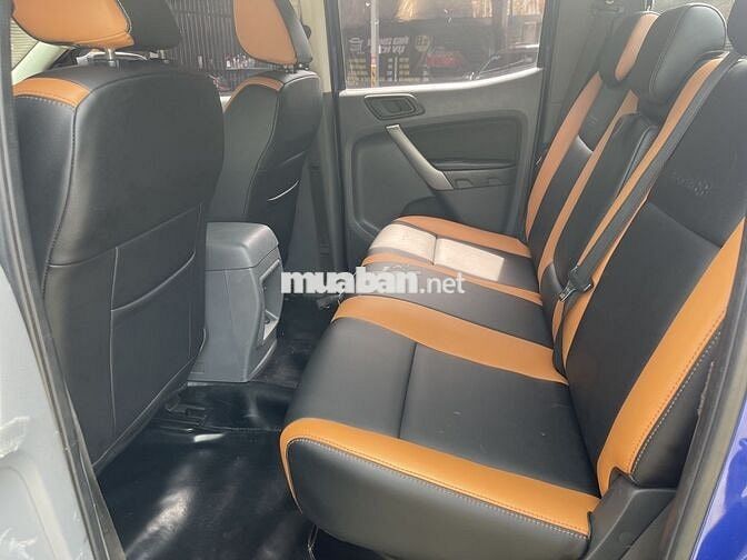 Ranger 2017 XLS 4x2 MT - xanh Koban nhập Thái