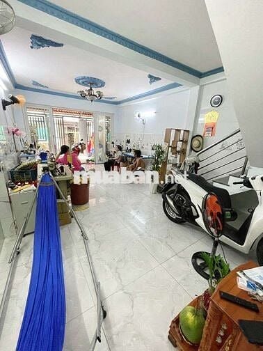 BÁN GẤP NHÀ 70M2, XE HƠI ĐỖ CỬA, ĐƯỜNG TTH29, NGAY CẦU TÂN THỚI HIỆP.