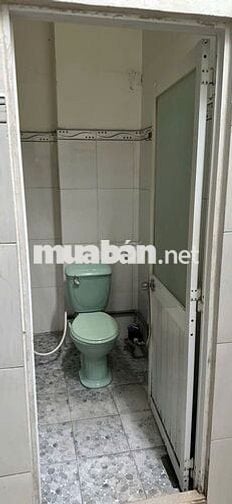 Phòng cho thuê có máy lạnh,cửa sổ giá 3tr7 đường Liên Tỉnh 5, P6, Q8