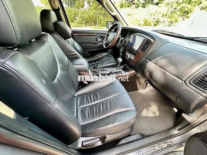 Ford Escape 2010 XLT 2.3L 4x4 AT - 136000 km