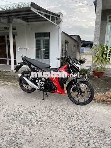 Cần bán satria zin đẹp đồ zin còn theo xe