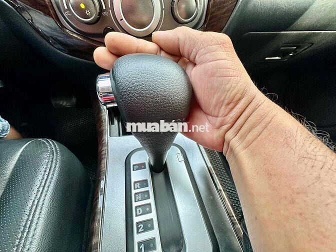 Ford Escape 2010 XLT 2.3L 4x4 AT - 136000 km