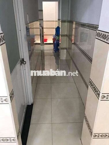 Nhà mới ,hẻm 6m 3pn 2wc .nguyên văn quá