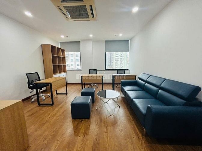 Văn phòng Nguyễn Phong Sắc, Dịch Vọng Hậu 120m-150m full dịch vụ