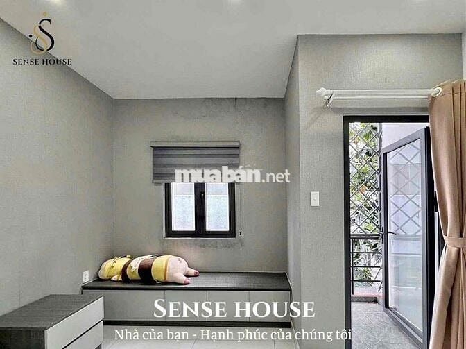 CHO THUÊ CĂN HỘ BAN CÔNG MỚI NGAY HAI BÀ TRƯNG FULL NỘI THẤT GIÁ RẺ
