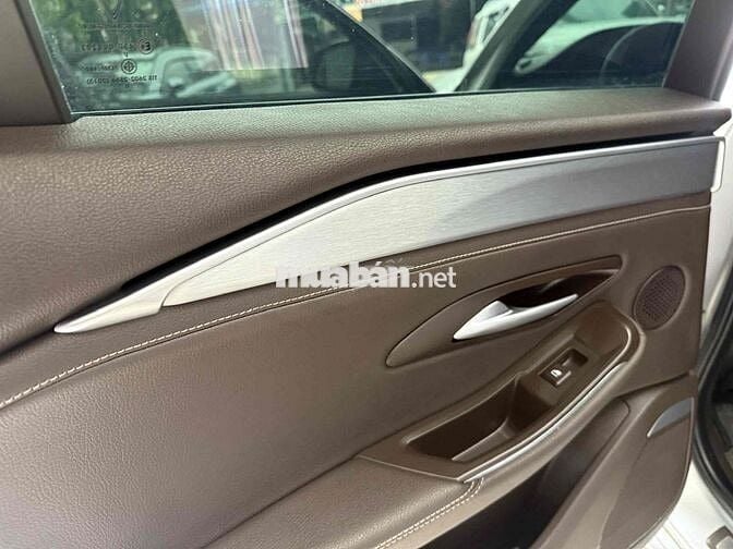 VinFast Lux A2.0 2021 Premium 2.0 AT - 57000 km