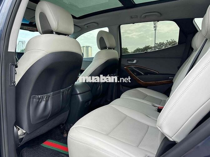 Hyundai Santa Fe 2017 2.4 AT 4 WD - 83000 km