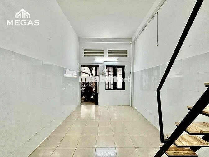 PHÒNG GÁC GIÁ RẺ GẦN NGAY ĐẠI HỌC VĂN LANG CƠ SỞ 3