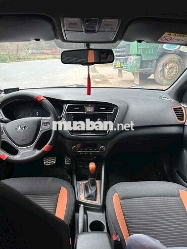 Hyundai i20 2017 Active 1.4 AT - 70000 km