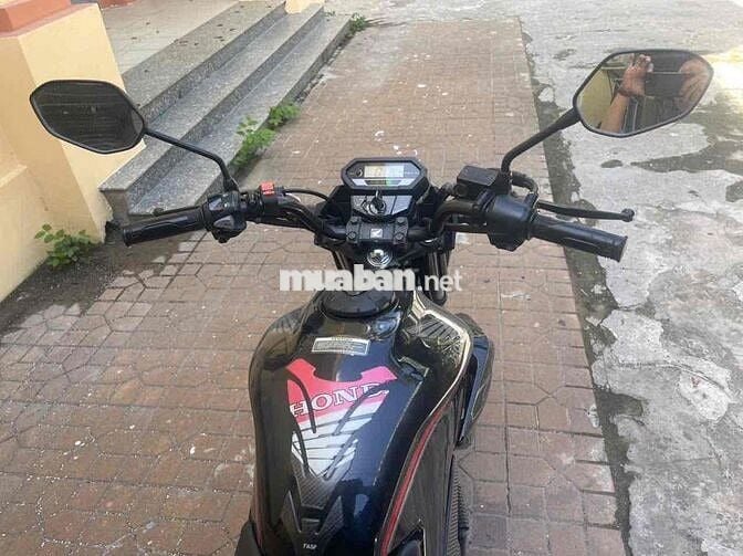 xe moto CB 150 Venza, xuất xứ Indonesia