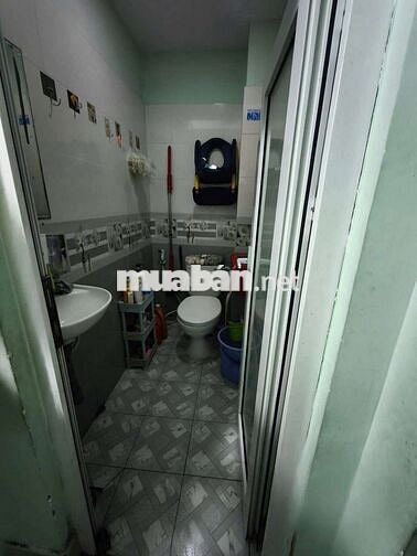 Cho thuê nguyên căng đường 8phương 11 go vấp