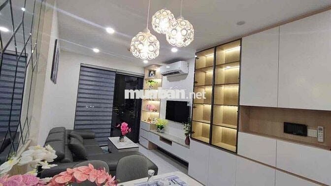 CHO THUÊ CĂN HỘ SKYVIEW 2 PHÒNG NGỦ FULL NỘI THẤT CAO CẤP ĐẸP