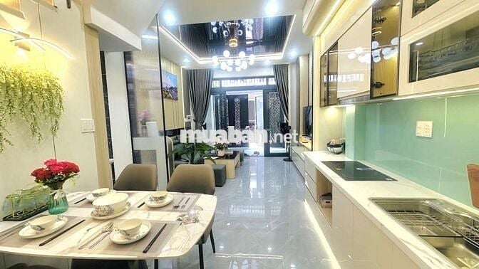 HXT 40M2, 4 tầng vào ở ngay nội thất siêu đẹp ngay sát MT Phan Huy Ích