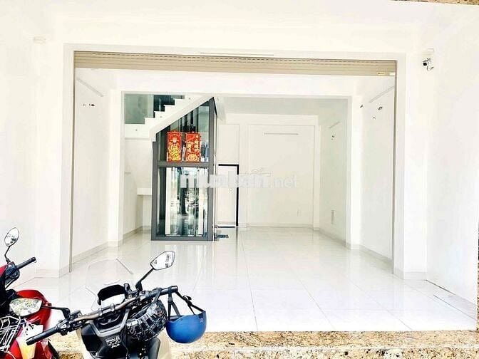SIÊU PHẨM CHO THUÊ NHÀ MẶT TIỀN 90B LÊ ĐẠI HÀNH QUẬN 11 - 6 TẦNG SUỐT