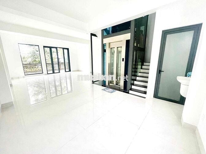 SIÊU PHẨM CHO THUÊ NHÀ MẶT TIỀN 90B LÊ ĐẠI HÀNH QUẬN 11 - 6 TẦNG SUỐT