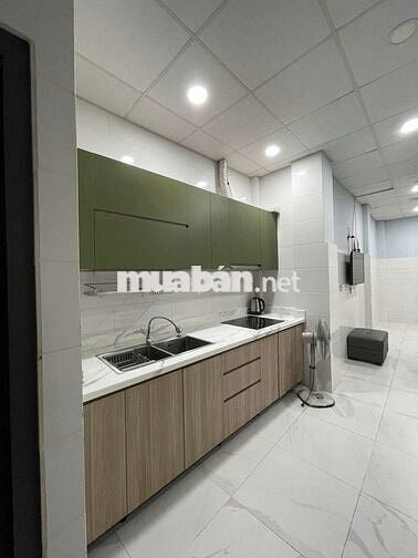 nhà NC 2PN Bến Vân Đồn gần Khánh Hội cầu Camettle đh Ng Tất Thành