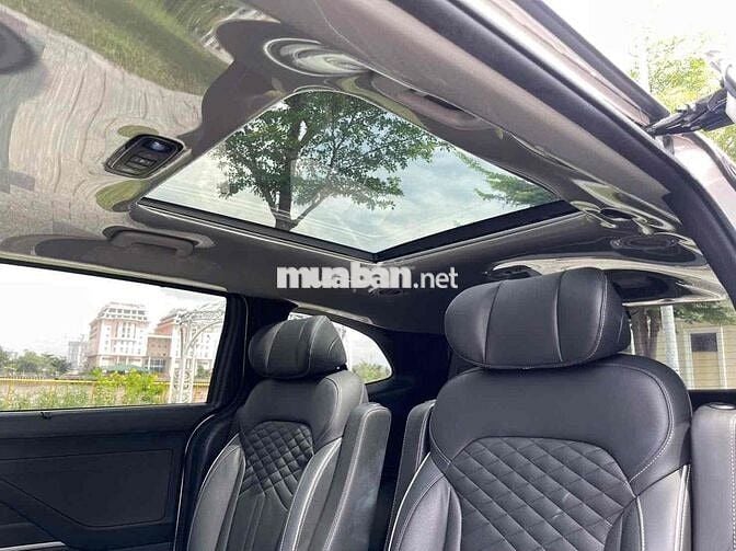 Hyundai Custin 2024 Cao Cấp 2.0T - 34000 km