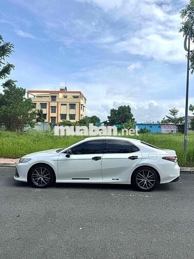 Toyota Camry 2021 2.5Q - 21000 km