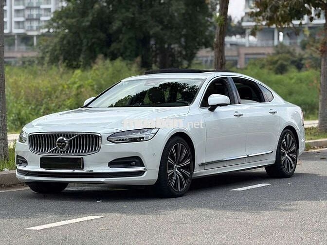 VOLVO S90 2021