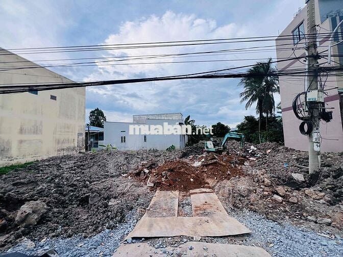Đất rộng mặt tiền TRẦN VĂN HIỂN thuận tiện kinh doanh