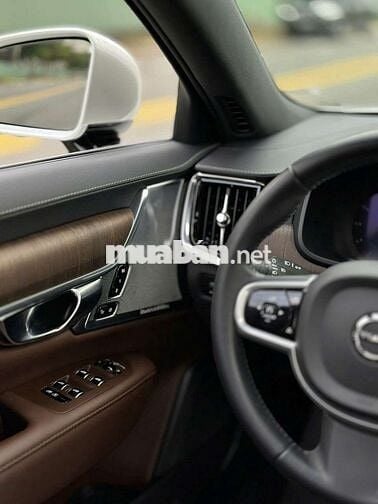 VOLVO S90 2021