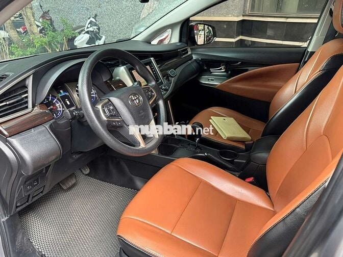 TOYOTA INNOVA 2.0G 115000 km