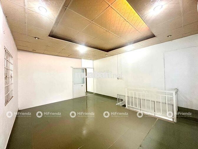 NHÀ 1 TRỆT 1 LỬNG 2 WC RỘNG 70m2 CÓ SÂN TRƯỚC - SẴN 2 MÁY LẠNH
