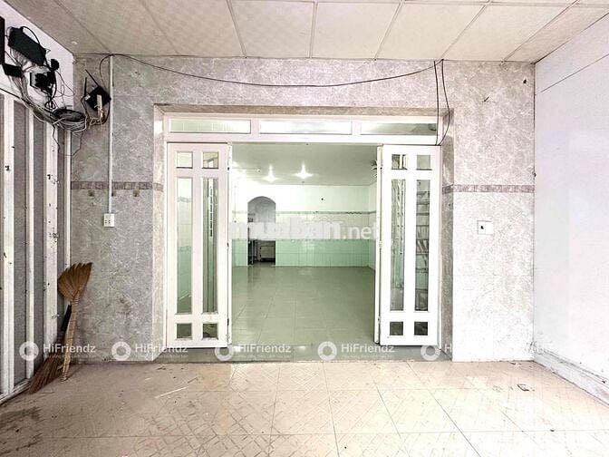 NHÀ 1 TRỆT 1 LỬNG 2 WC RỘNG 70m2 CÓ SÂN TRƯỚC - SẴN 2 MÁY LẠNH