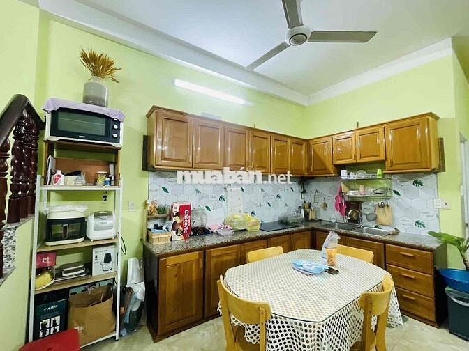 QUẬN 3 CMT8 58M2 NHÀ ĐẸP GIÁ TỐT NGANG 3.2M NỞ HẬU 6M HẺM 3GÁC SÁT HXH