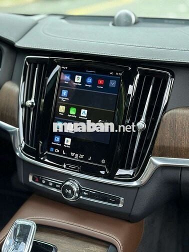VOLVO S90 2021