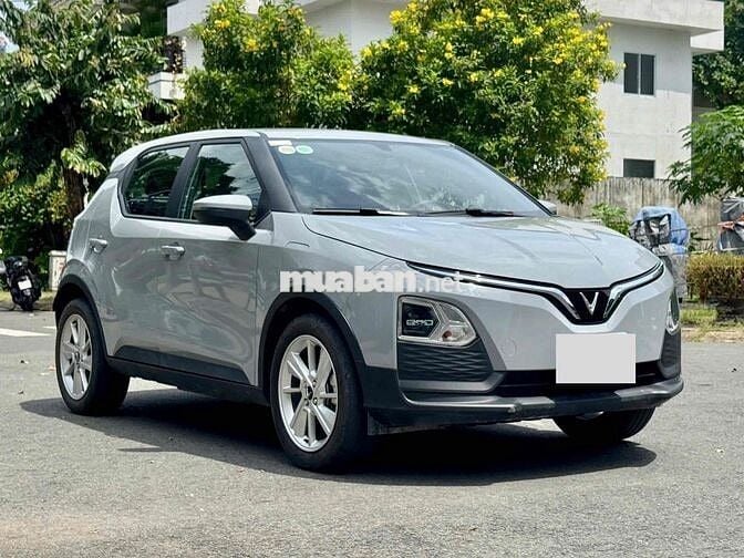 VF5 Plus 25 - Mua Pin - 10.000km