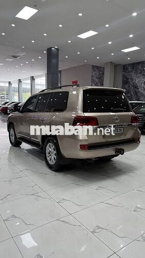 Toyota Land Cruiser LC200, sản xuất 2016 cực mới.