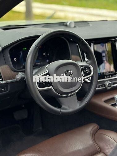 VOLVO S90 2021