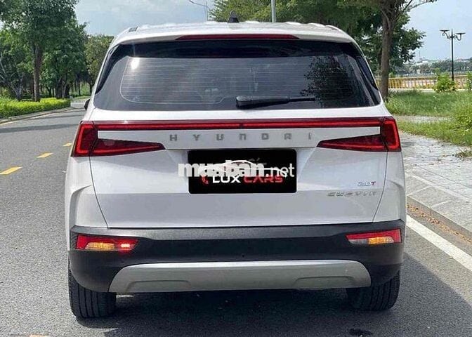 Hyundai Custin 2024 Cao Cấp 2.0T - 34000 km
