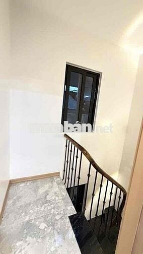 Hiếm ! 18m2 - 6,4tỷ 2 mặt thoáng Tôn Đức Thắng