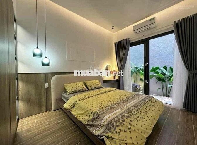 cần thanh lí gấp căn nhà Nguyễn Tri Phương _Q10. hẻm rộng 6M