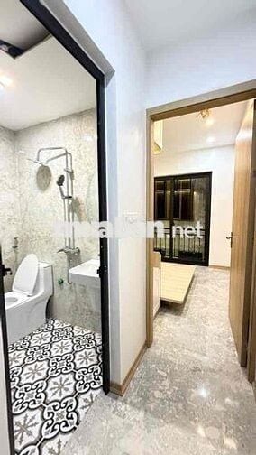 Hiếm ! 18m2 - 6,4tỷ 2 mặt thoáng Tôn Đức Thắng