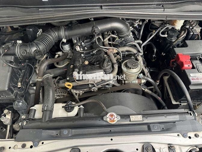 TOYOTA INNOVA 2.0G 115000 km