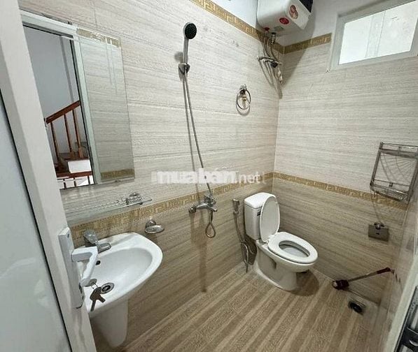 ⚡CỰC : Ô TÔ NGỦ TRONG NHÀ, 5 TẦNG ĐẸP LONG LANH – CHỈ NHỈNH 4 TỶ TẠI