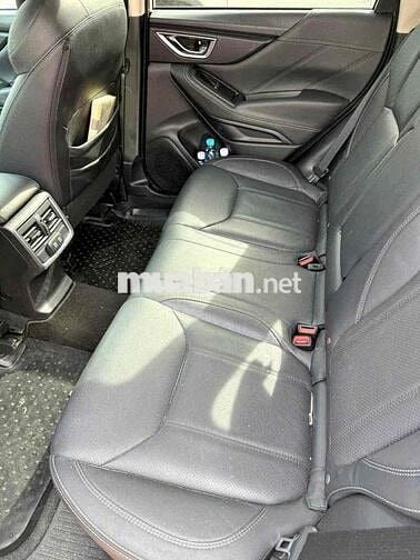 Subaru Forester 2024 siêu lướt còn bảo hành