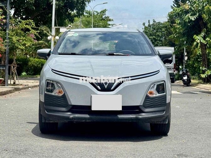 VF5 Plus 25 - Mua Pin - 10.000km