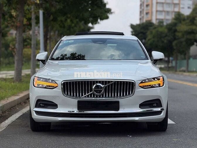 VOLVO S90 2021