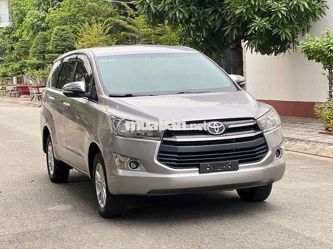 Toyota Innova 2.0E 2017- 99000 km