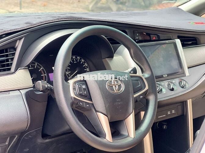Toyota Innova 2.0E 2017- 99000 km