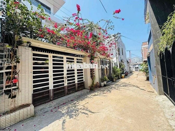 bán lô đất kiệt oto Tôn Đản Dt 81m2 ngang 6 giá 2ty650 TL