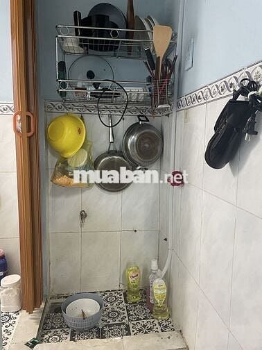 CHO THUÊ PHÒNG TRỌ GÁC LỬNG CAO – MÁY LẠNH – CHỈ 2,45 TRIỆU/THÁNG